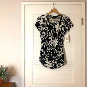 NWT! Karen Kane Black & White Floral Blouse